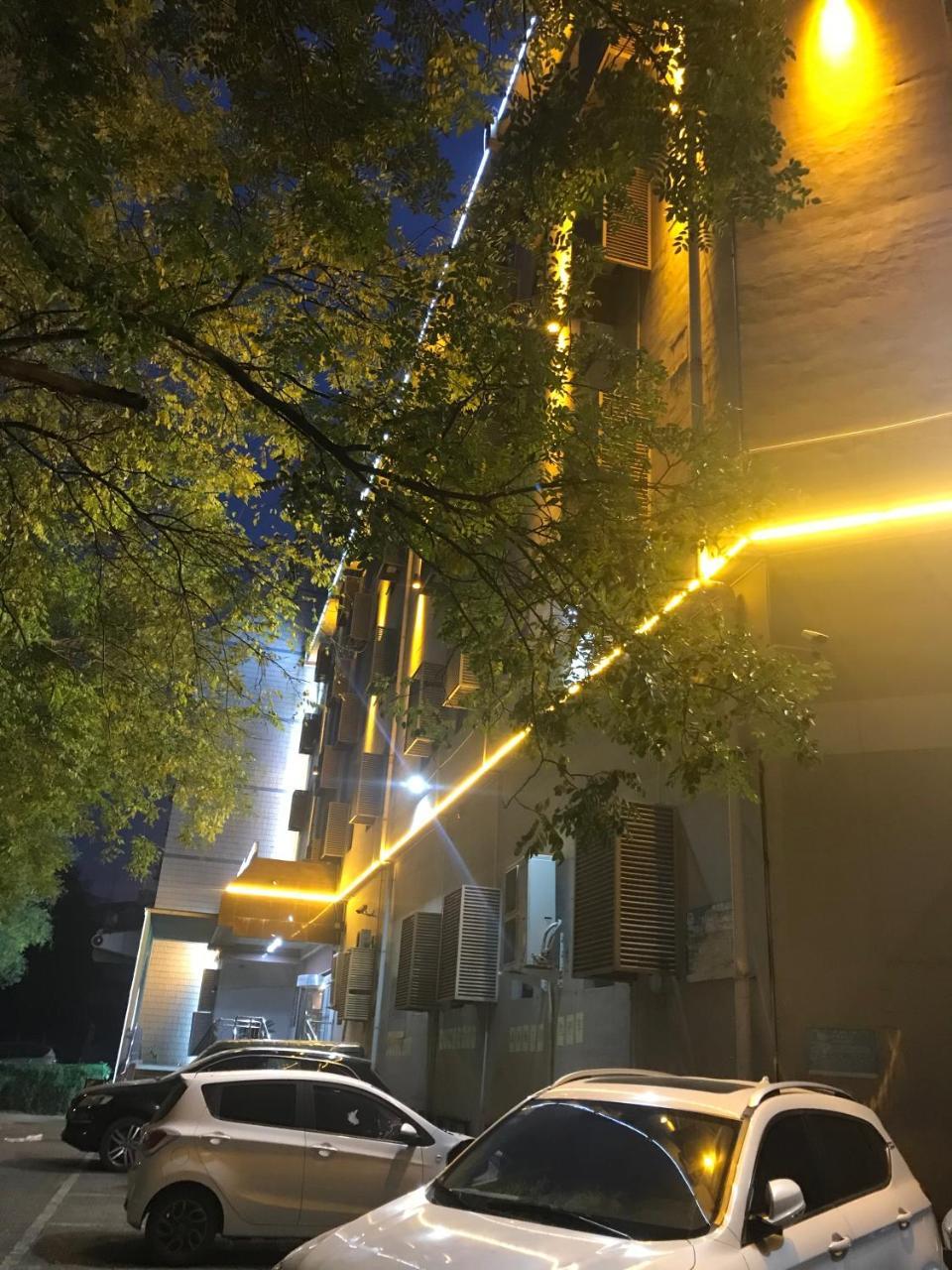 Beijing Zhanghe Hotel Exterior photo
