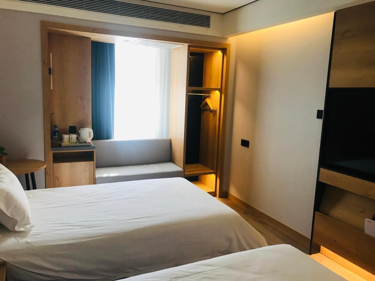 Beijing Zhanghe Hotel Exterior photo